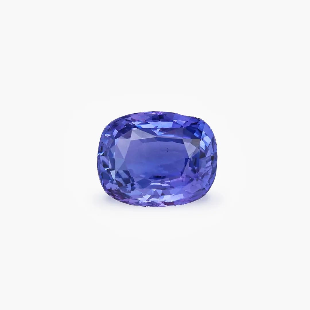 Natural violet sapphire cushion from Sri Lanka, from the Joalys collection