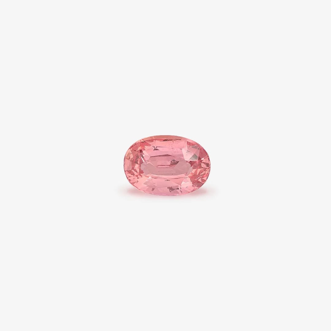 Natural orangish pink padparadscha sapphire oval, from the Joalys collection